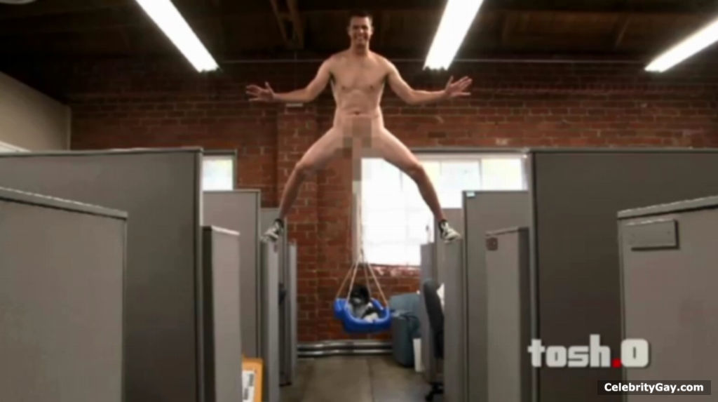 Daniel Tosh Nude 59