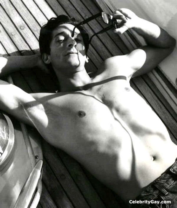 Adrien Brody Nude. 