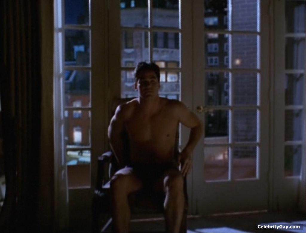 Dean Cain Nude. 