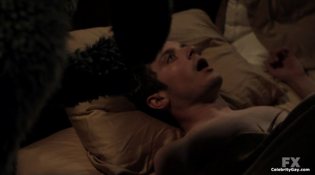 Elijah Wood Sex 16