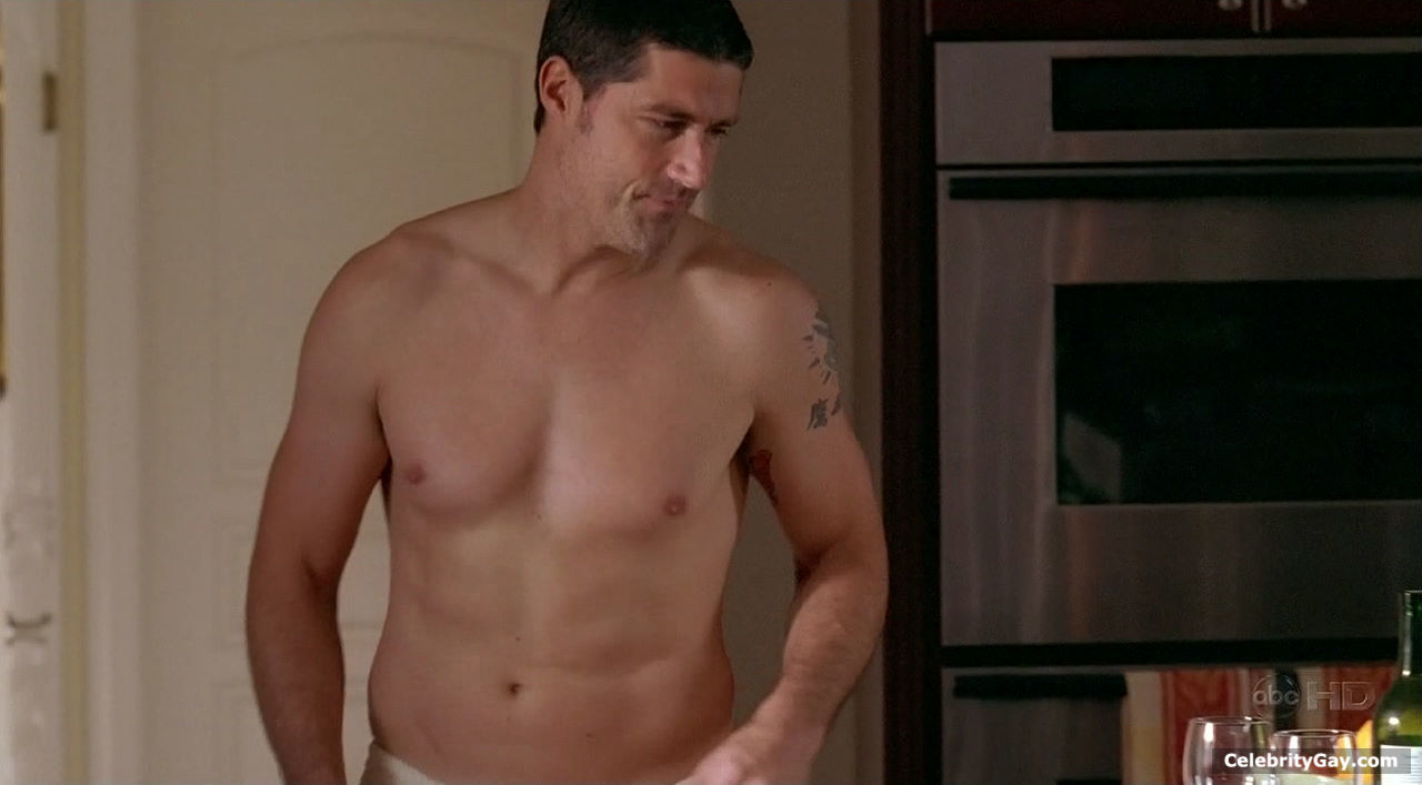 Matthew Fox Nude. 