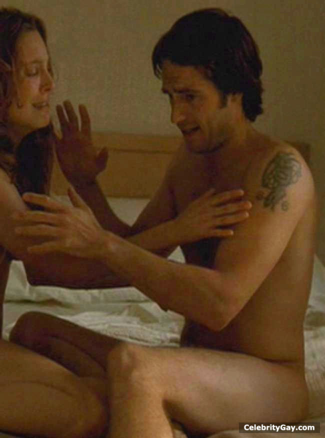 Michael Vartan Nude. 