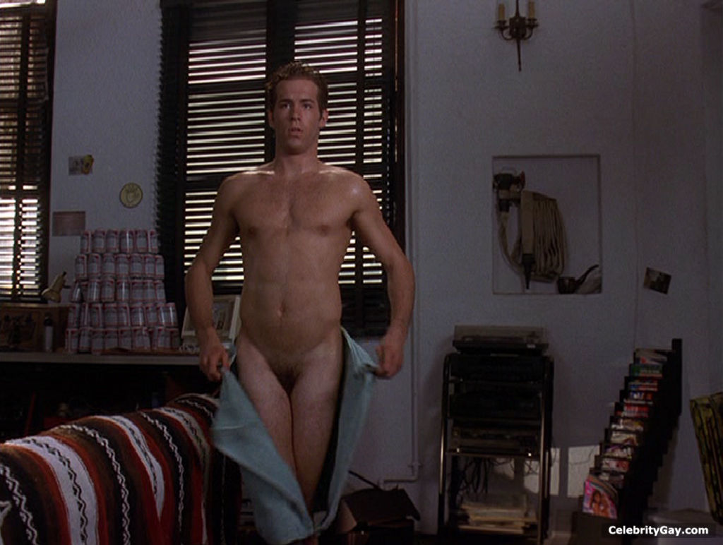 Ryan Reynolds Nude. 