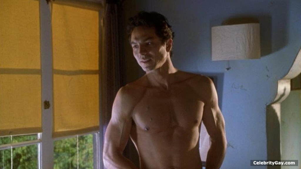 Benjamin Bratt Nude 12