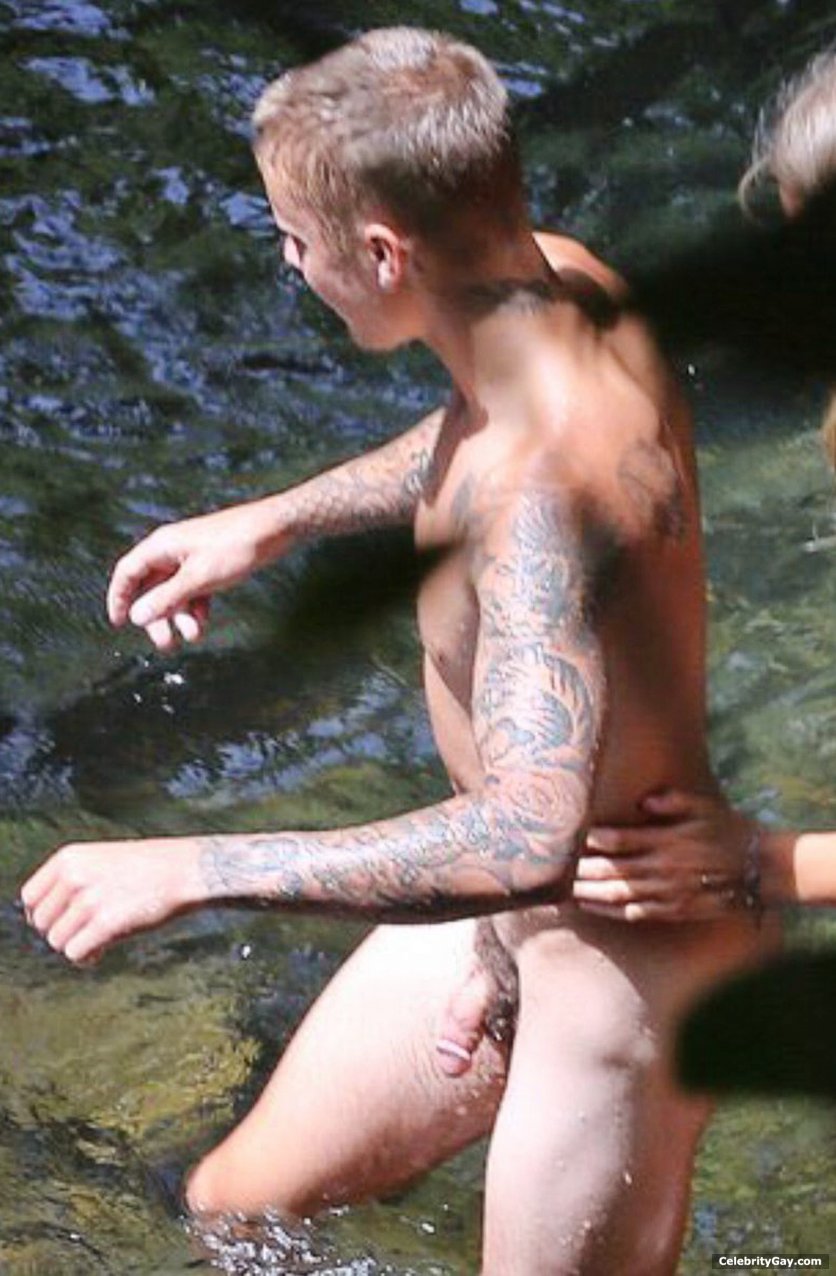 Bieber nackt foto justin Justin Bieber